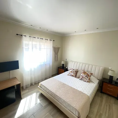 بيت ضيافة Casa Luar- كارفويرو